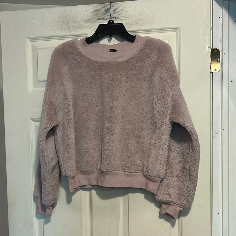 Wild Fable Faux Fur Sweatshirt Size Medium Mauve - Picture 1 of 6